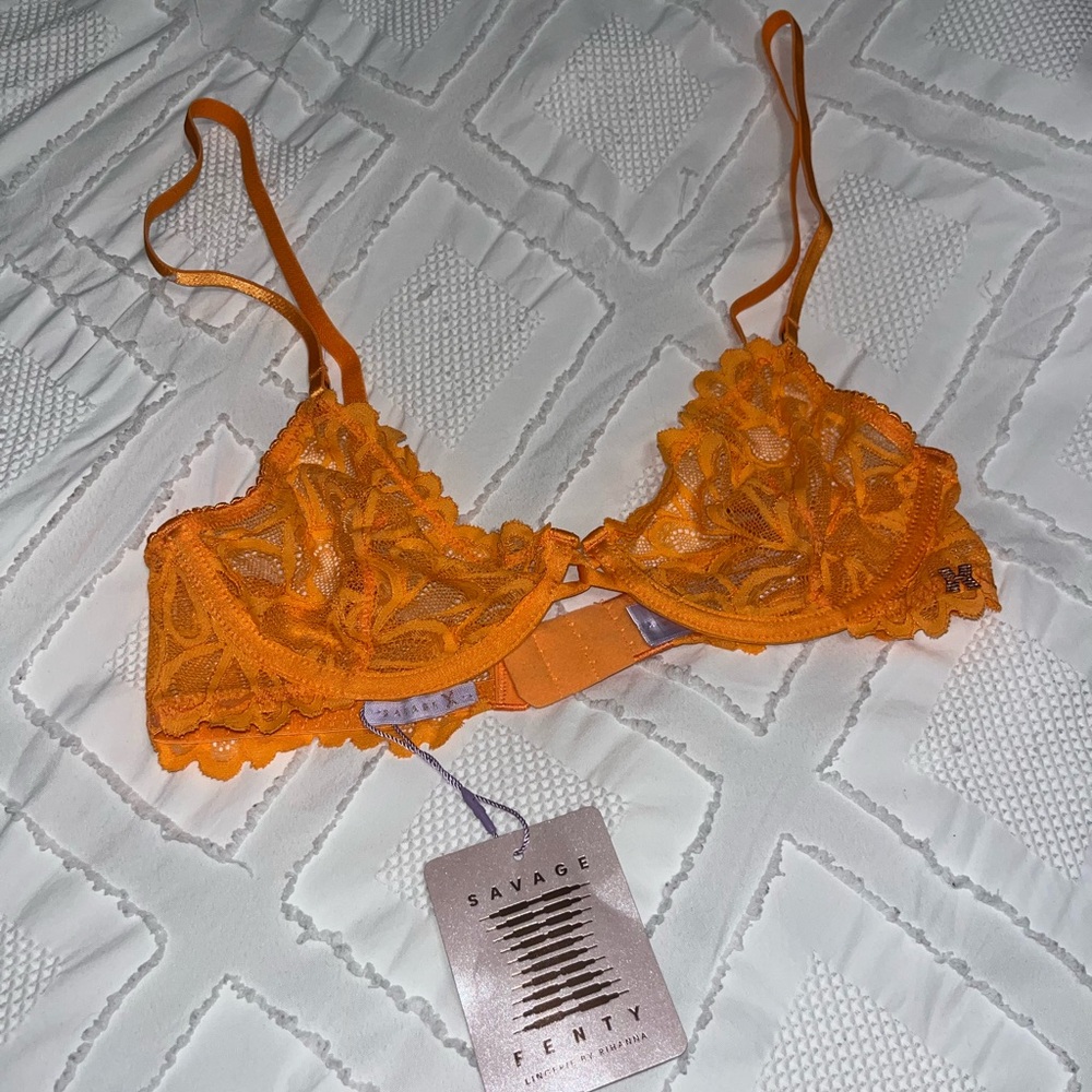 SAVAGE X FENTY NOT SORRY ULTRA DEMI UNLINED LACE BRA
